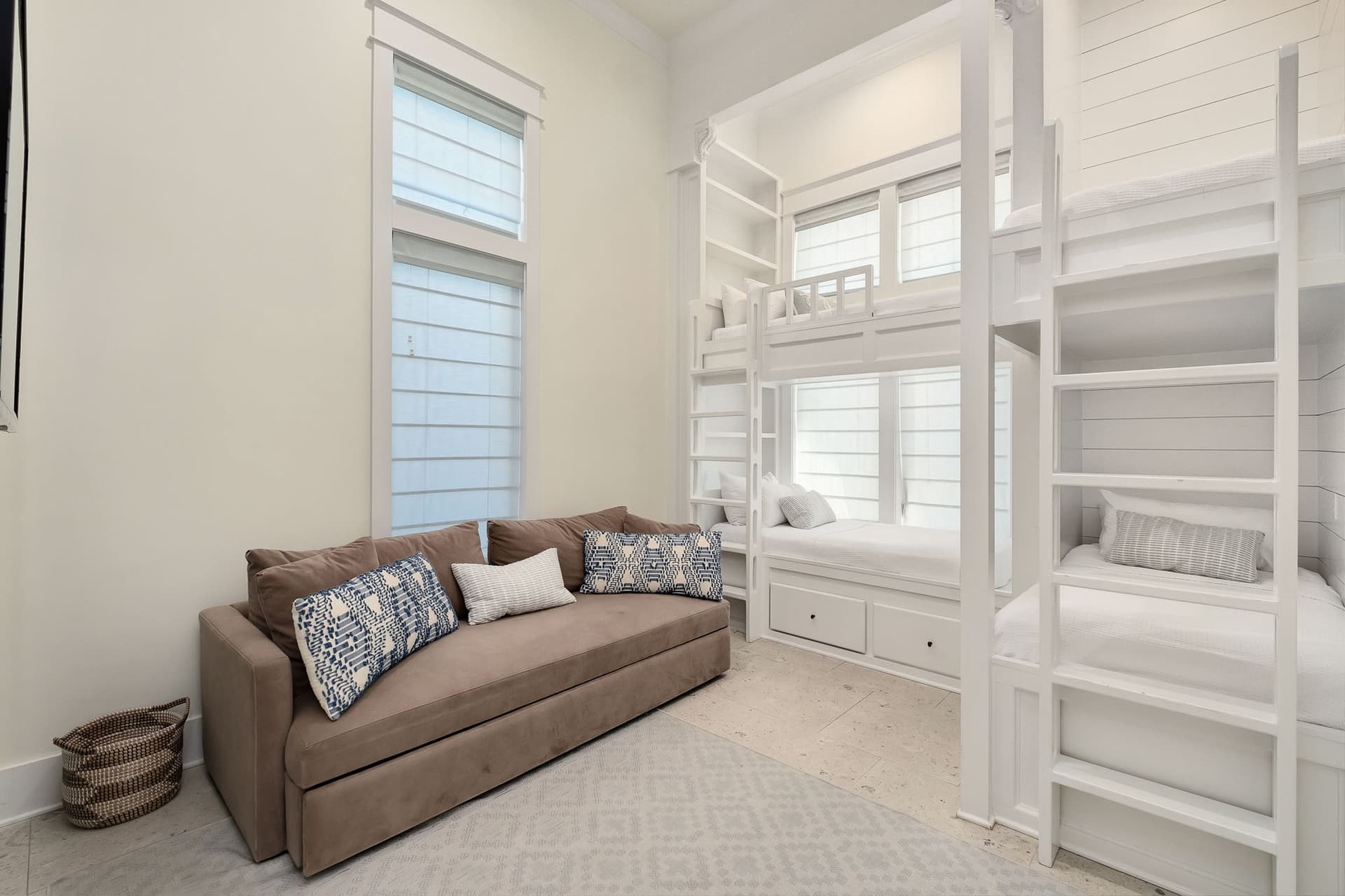 Belle La Mer - Image 15