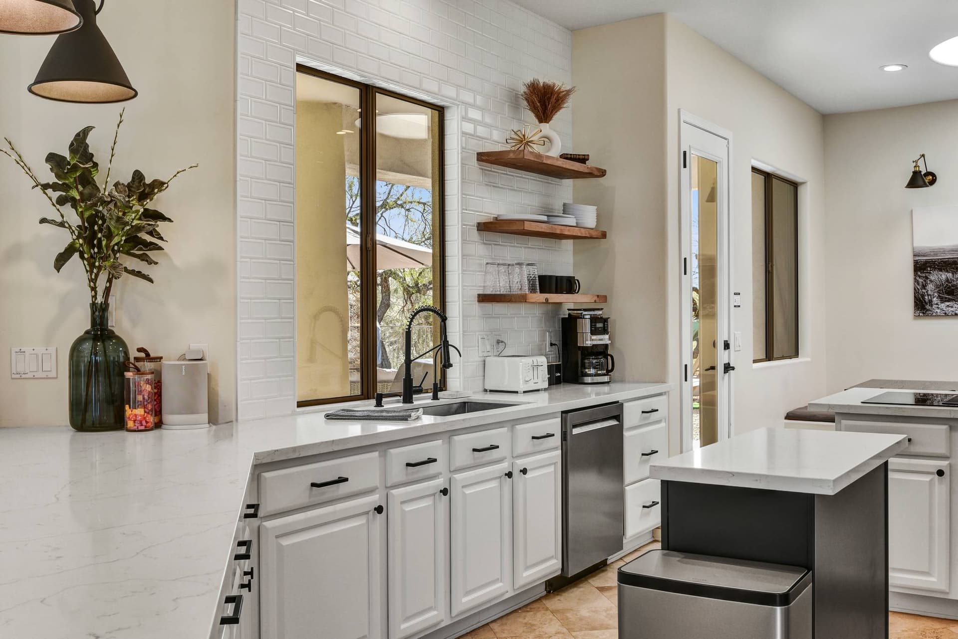 Pinnacle Peak Escape - Image 26