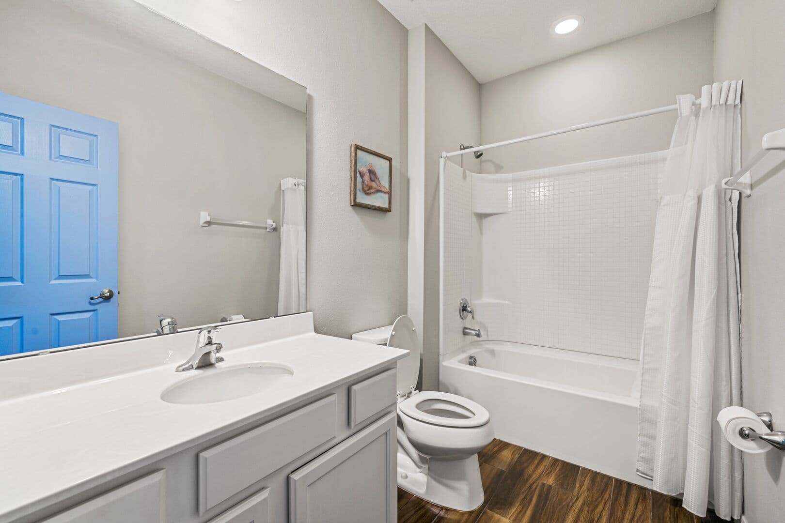 Gallery House - Image 76