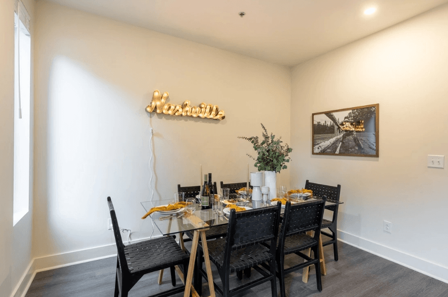 Monroe Residence - Image 5