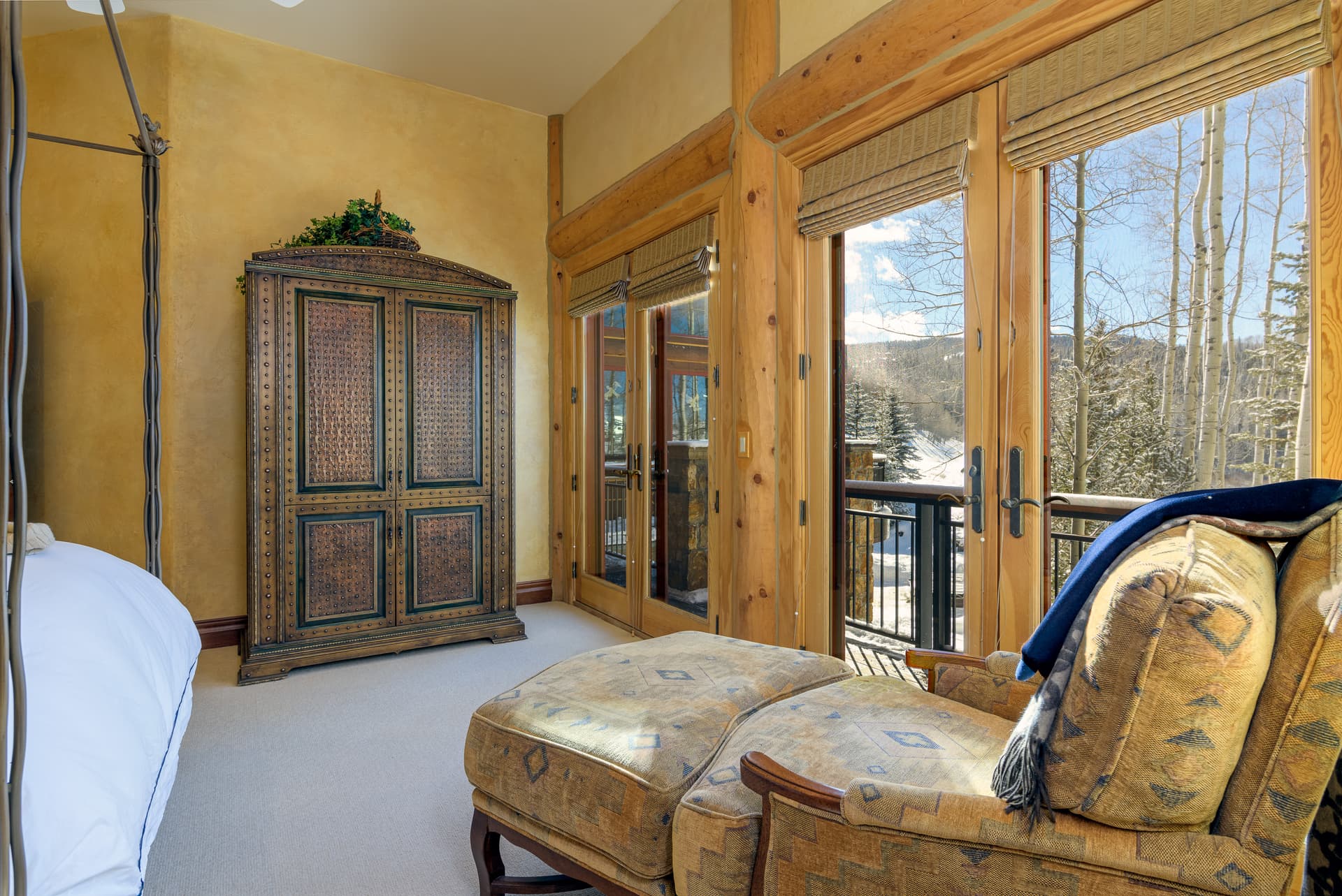 Log Out At Touchdown Retreat - Image 32