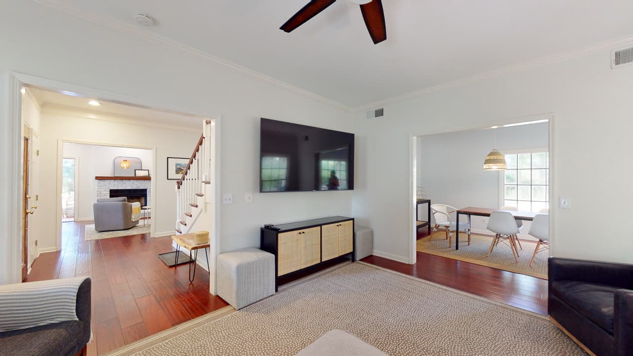 Swing House - Image 13