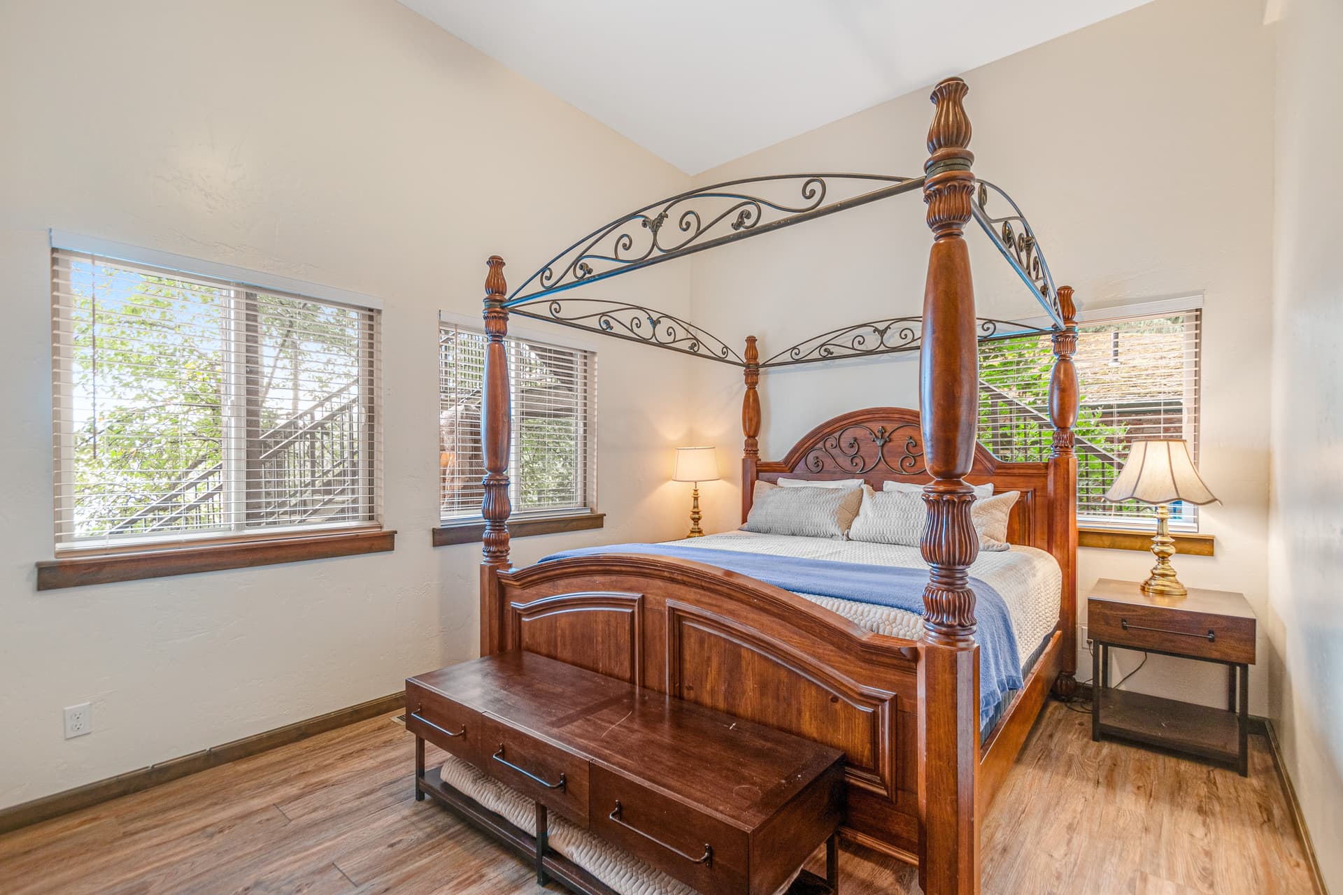 DeJa View - Image 46