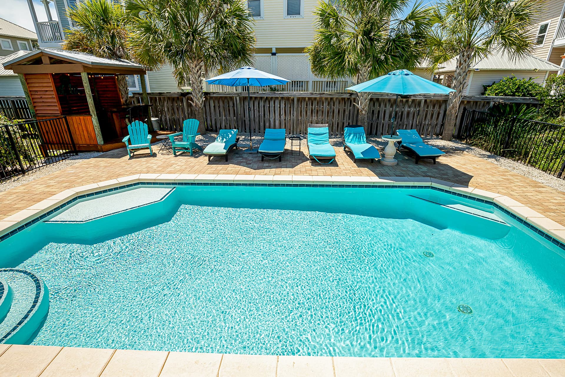 Bahama Breeze House - Image 35