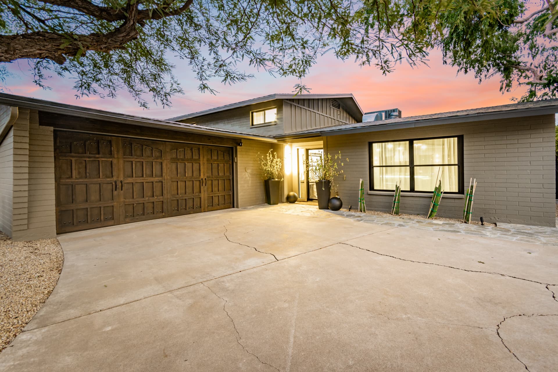 SolaNova Retreat - Image 2