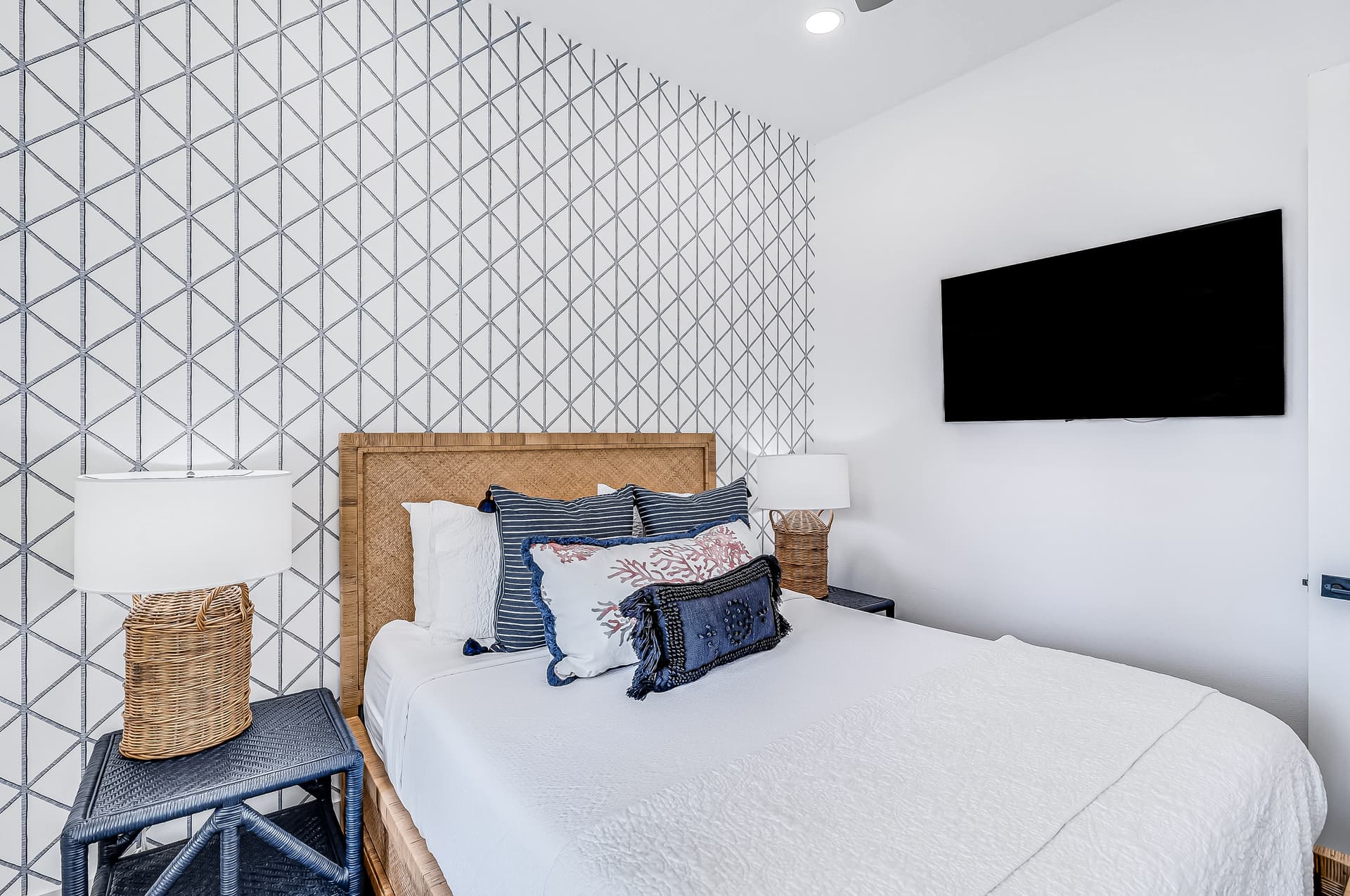 Sunset House - Image 27