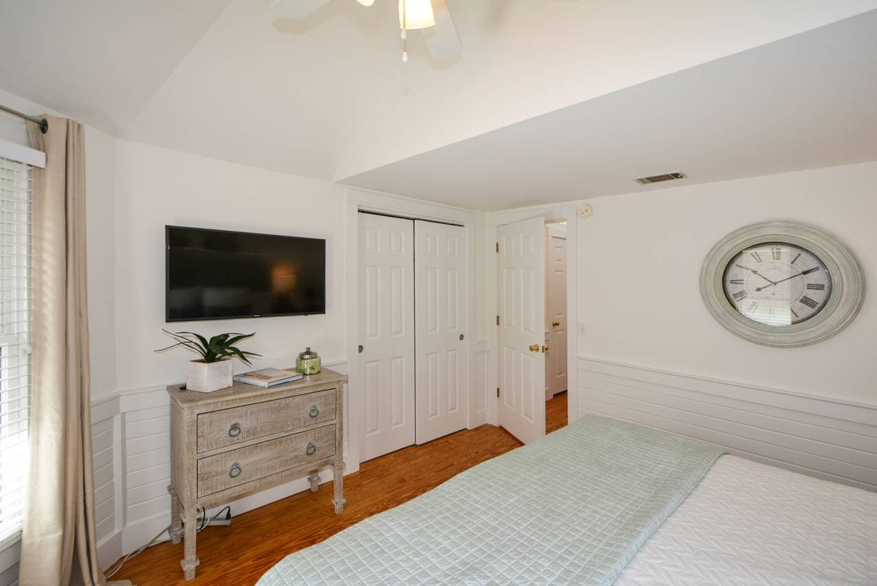 Moorhen Home - Image 18