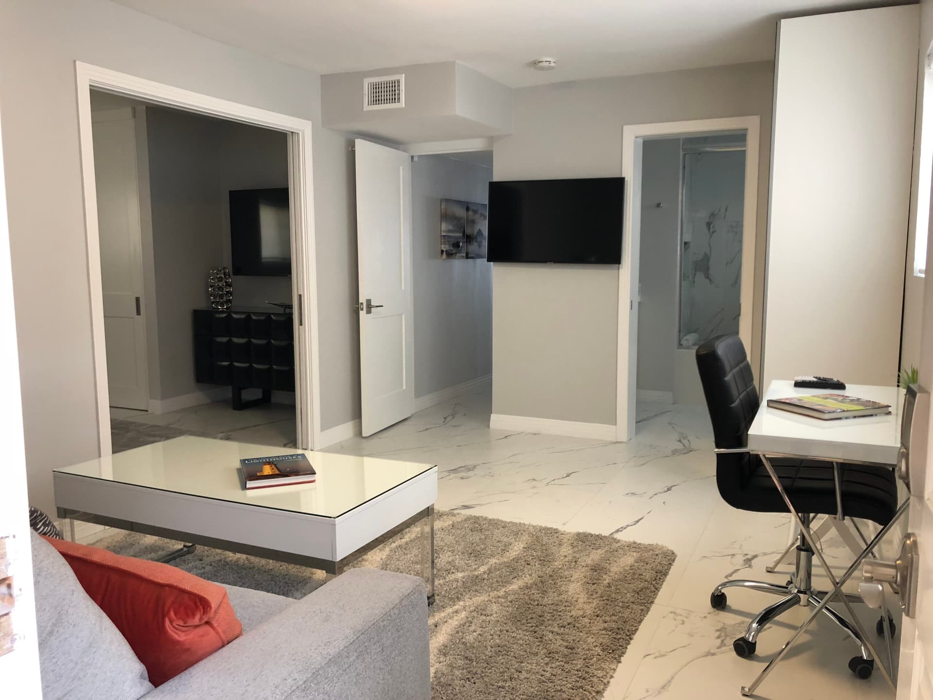 Balboa Peninsula House - Image 17