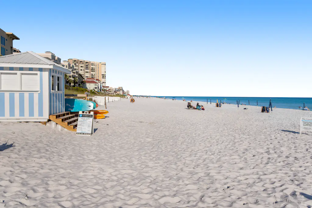 Crescent 404 Home - Image 25