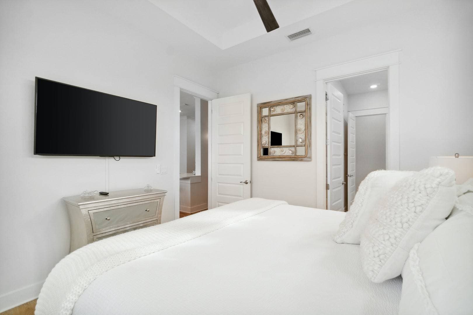 Palm Haven - Image 13