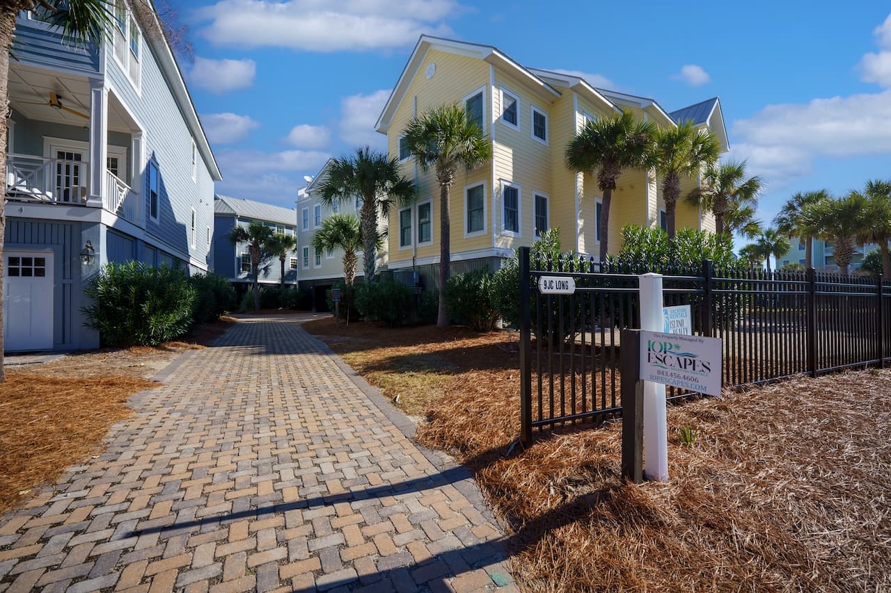 Front Beach Fun - Image 72