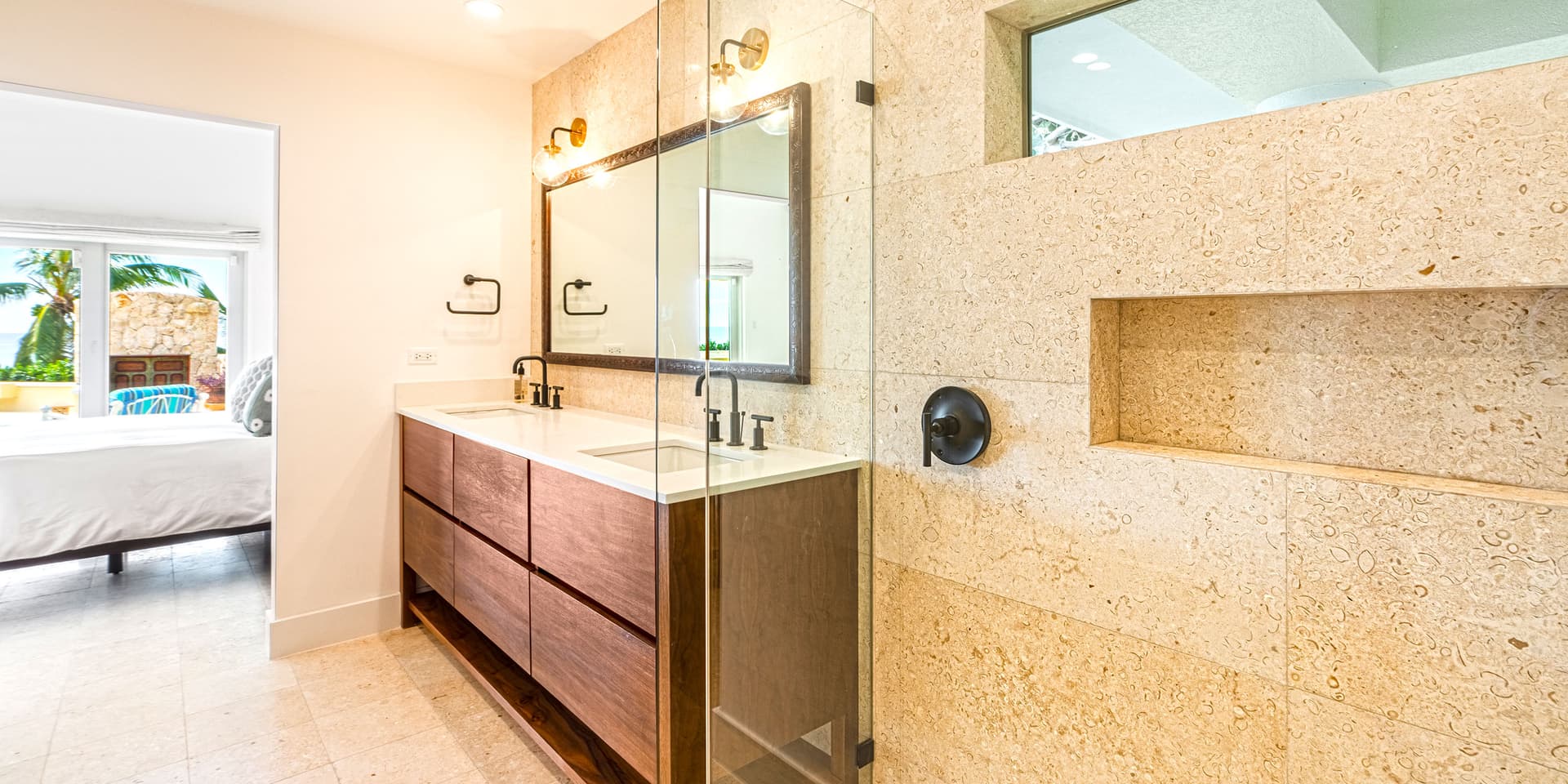 Turtle Beach - Image 18