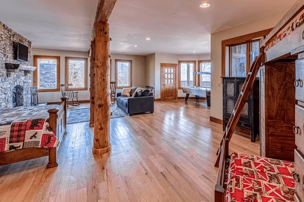 Two Bears - Image 27