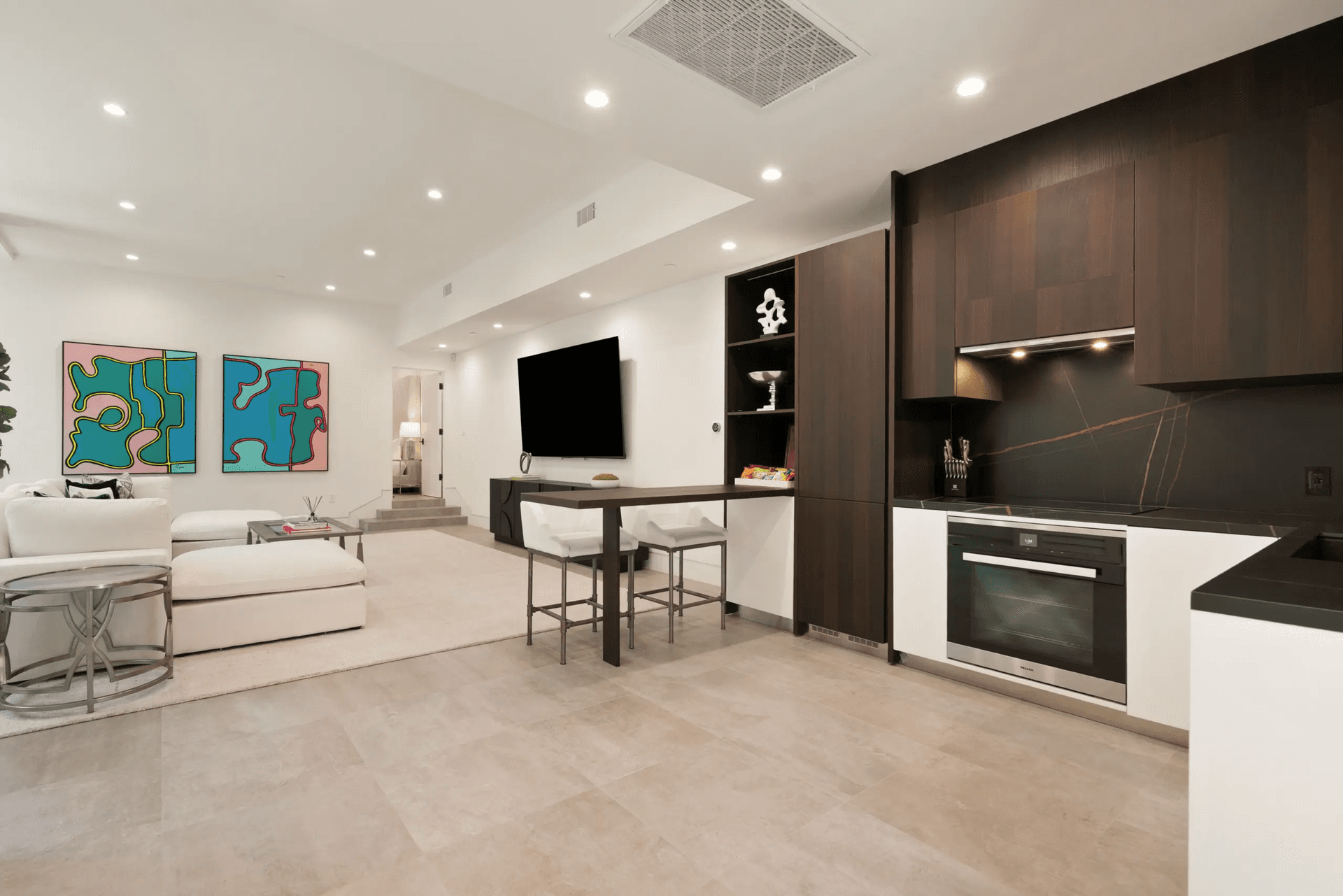 Noble Crest - Image 35