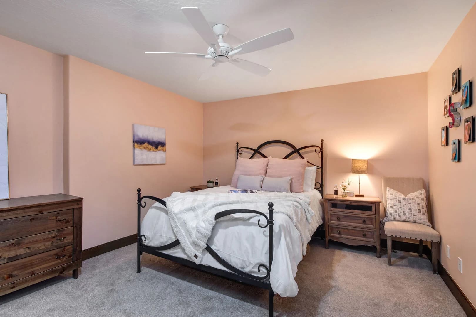 Moose Den - Image 16