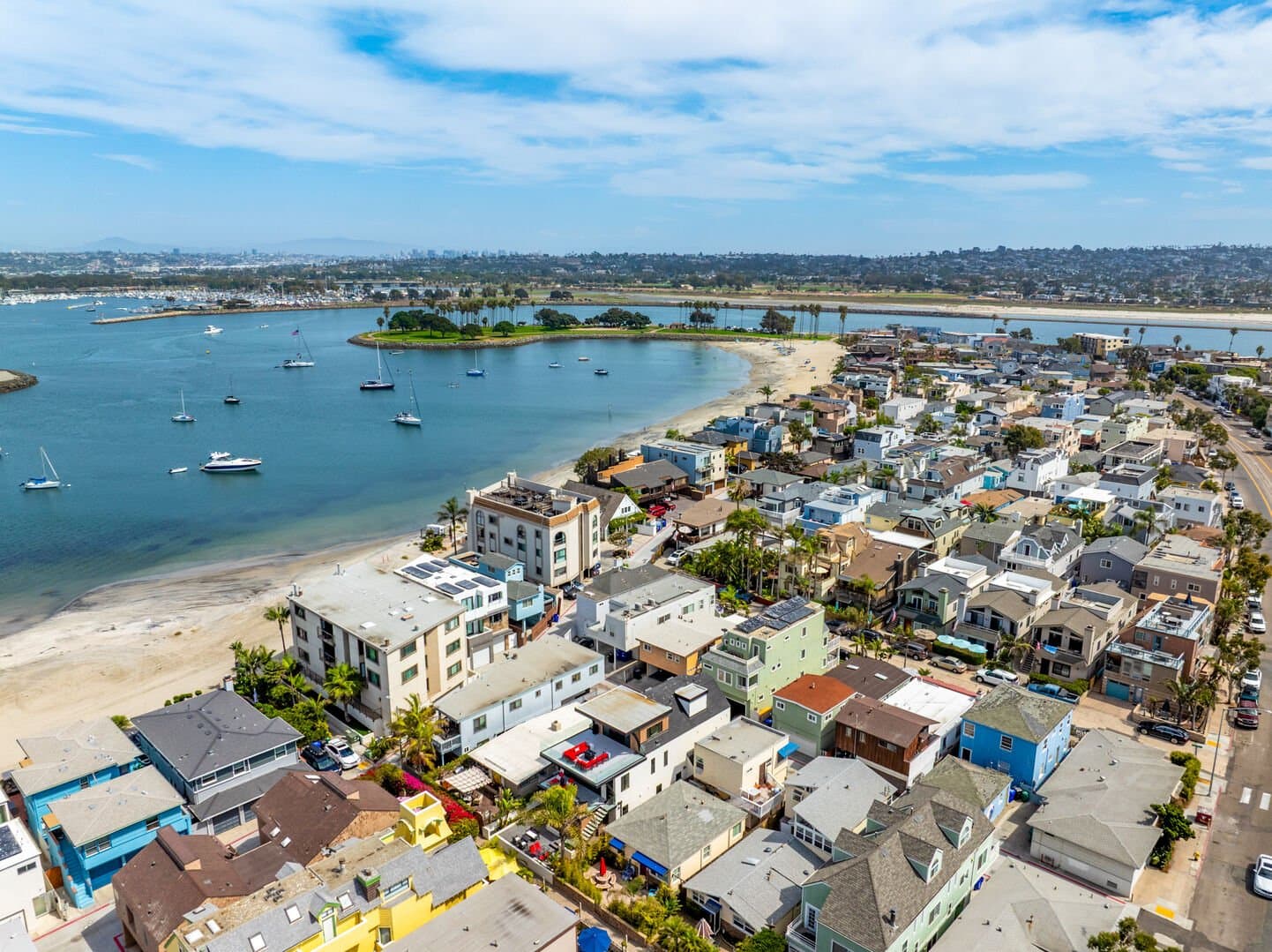 Modern Beach Vibes (Upper) - Image 38