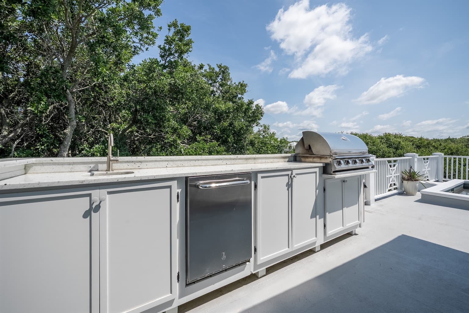 Beach Retreat - Image 71