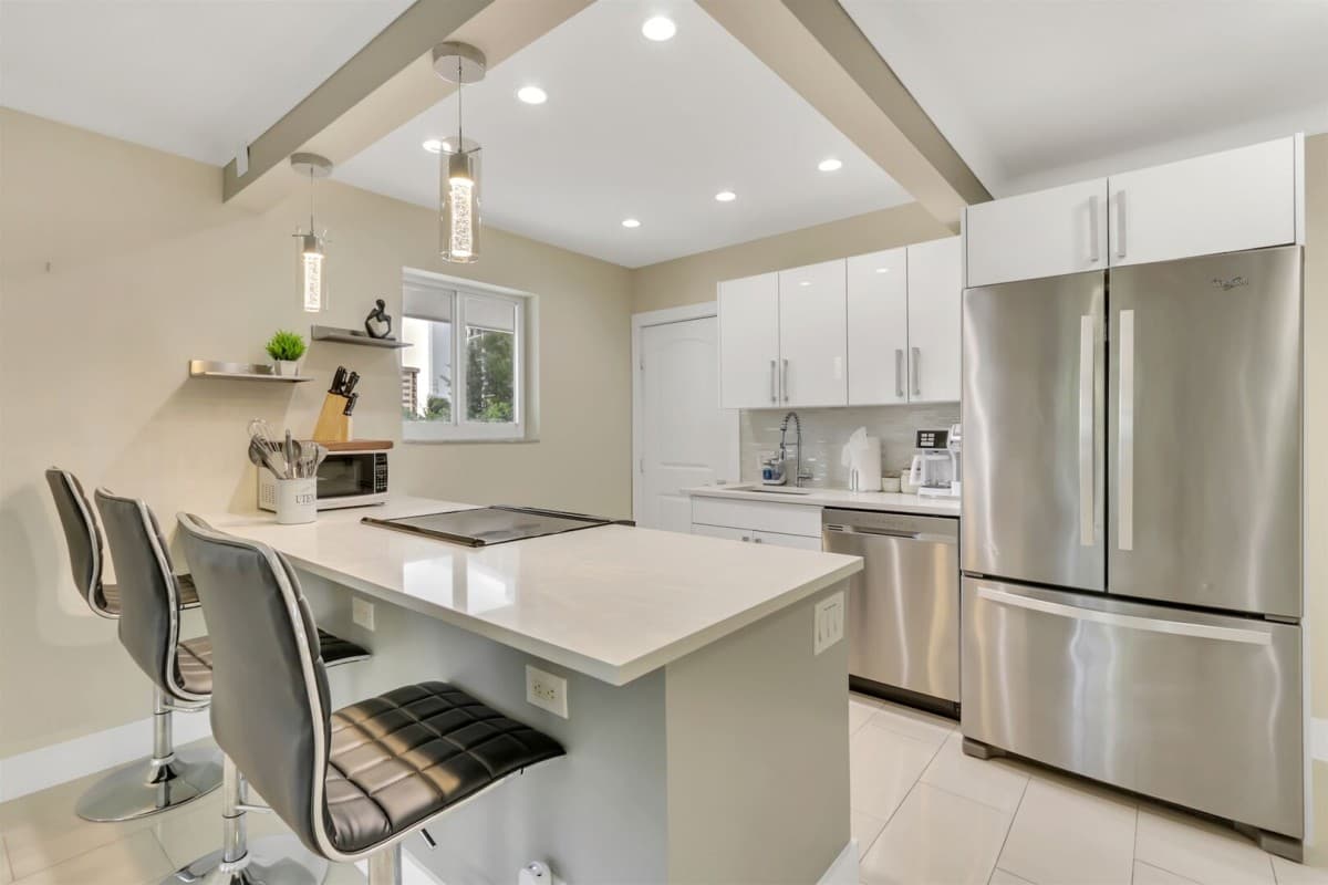 Bright Home - Image 3