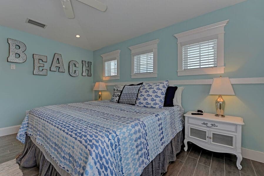 Emerald Bay - Image 14