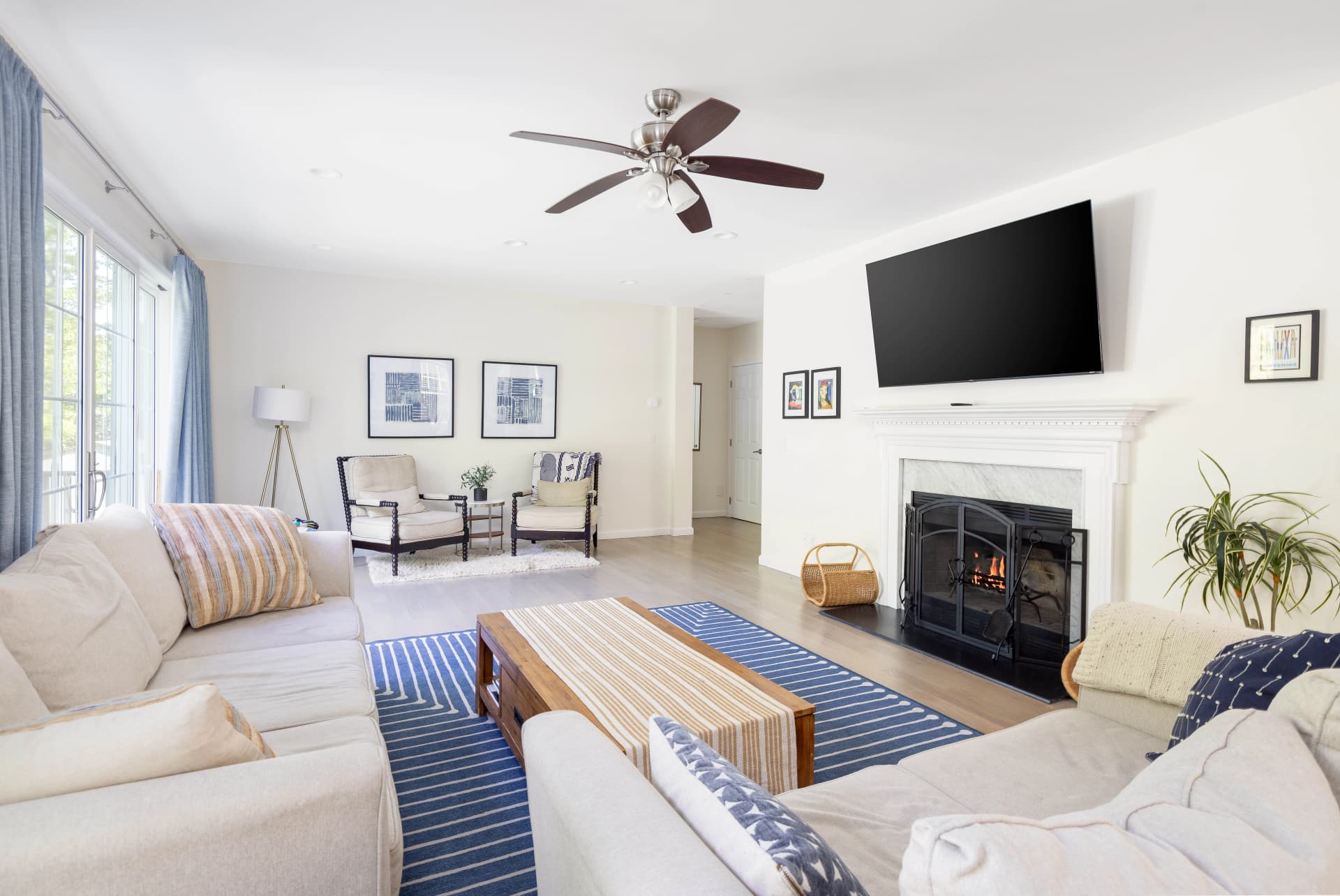 Seaside Cottage - Image 4