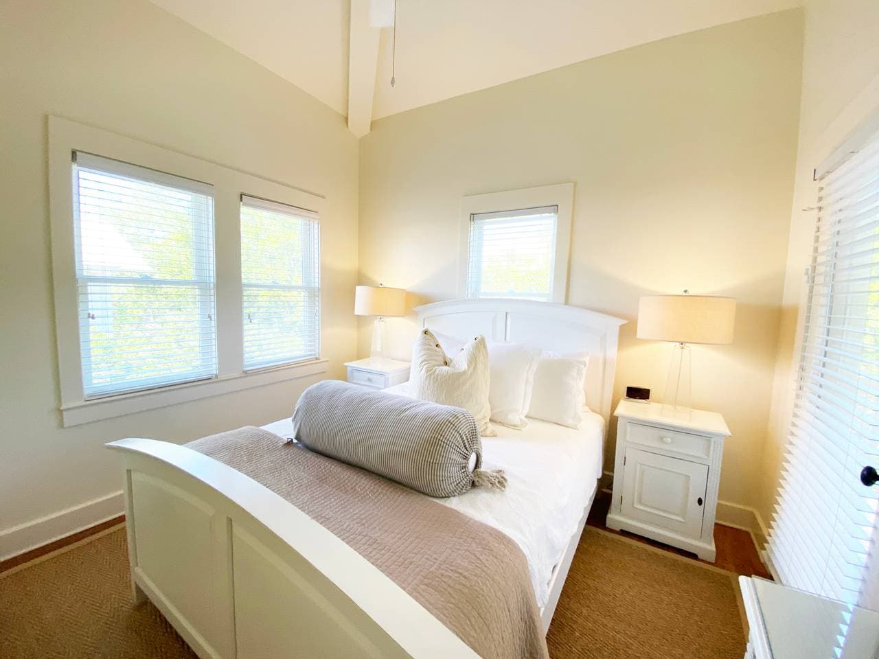 Timeless House - Image 25