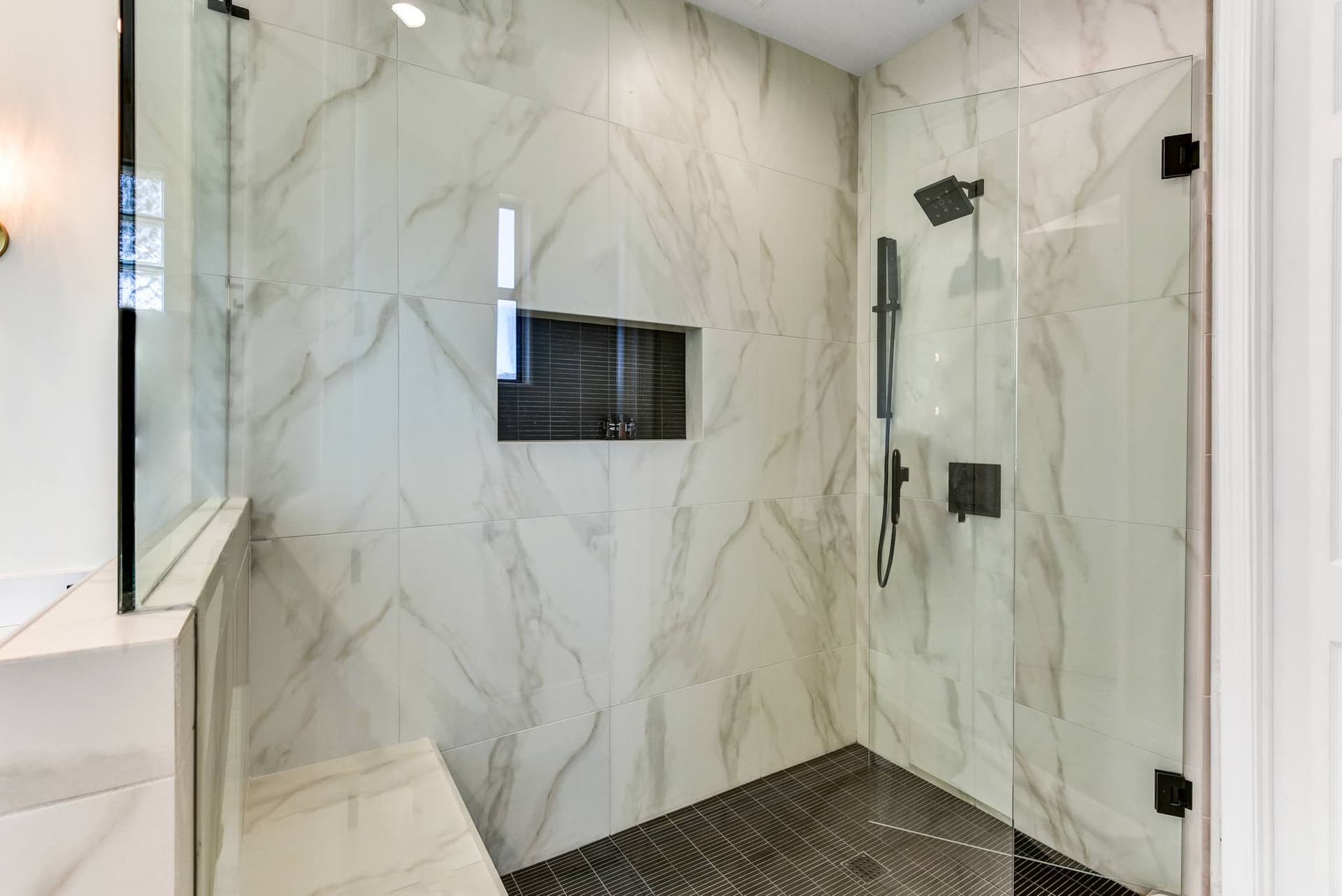 Pinnacle Peak Escape - Image 39