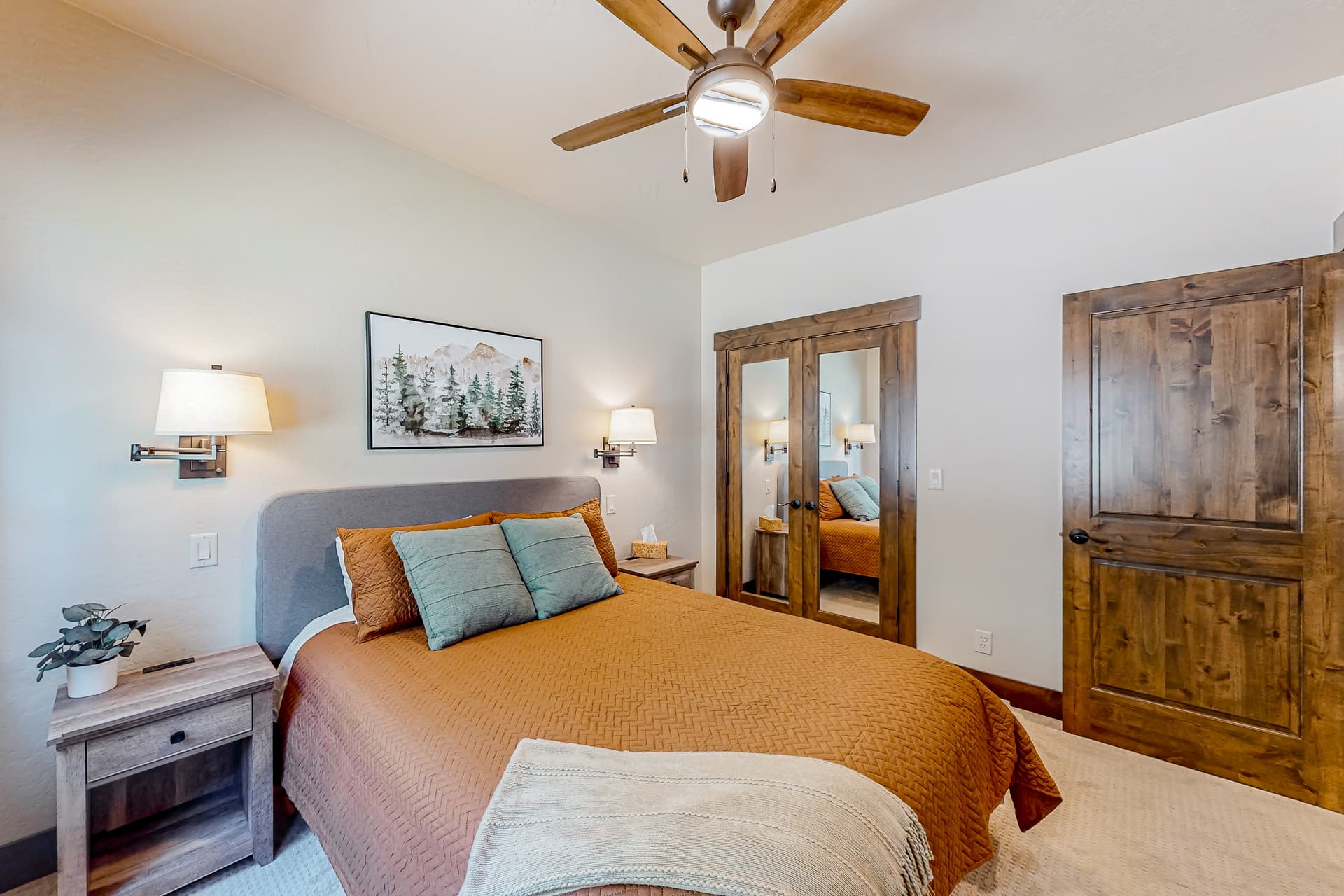 Leaning Pine Point at Half Round Bay - Image 25