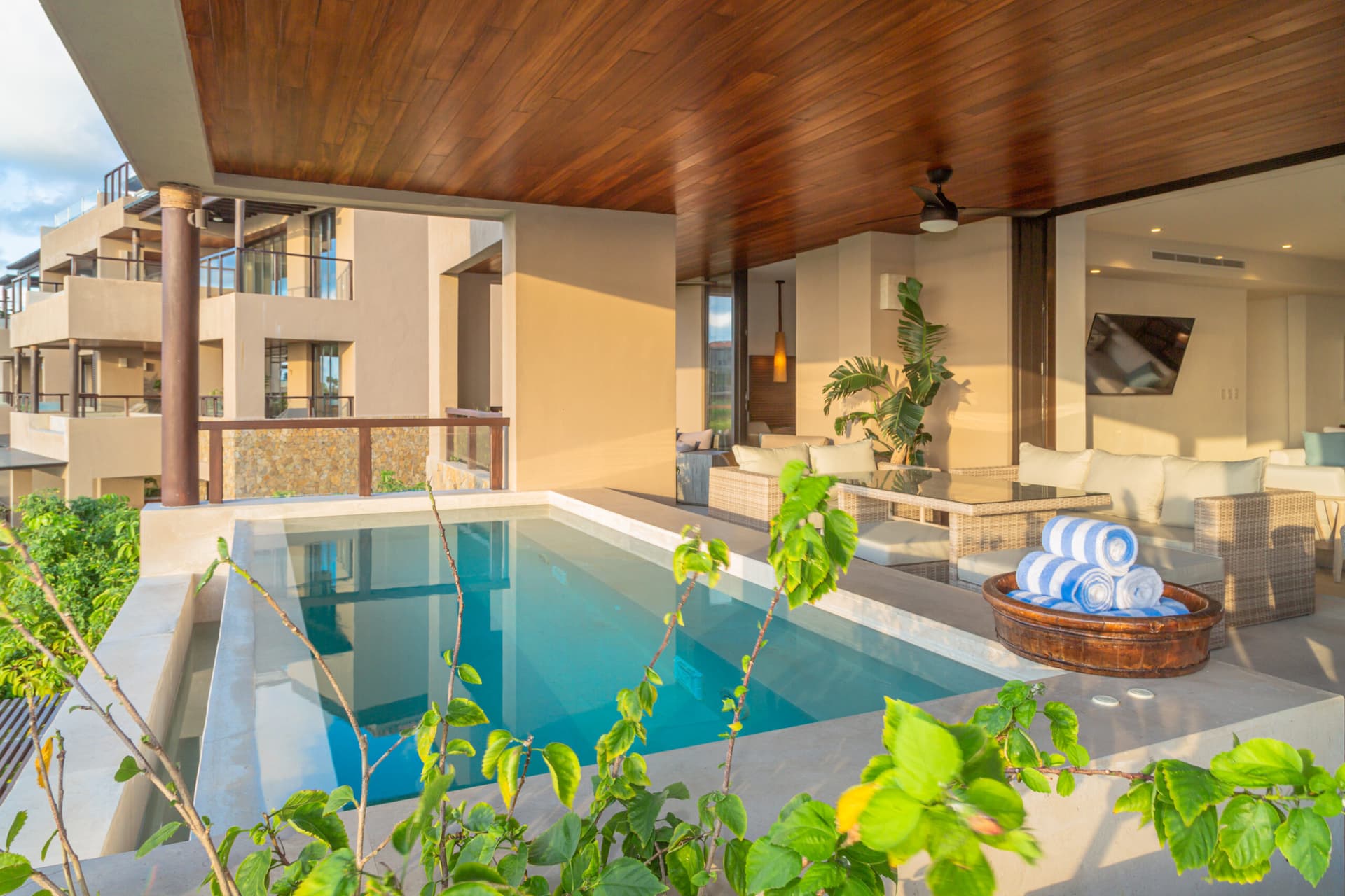 Las Marietas #F201 - Image 2