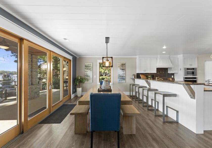 Sandy Shore - Image 5