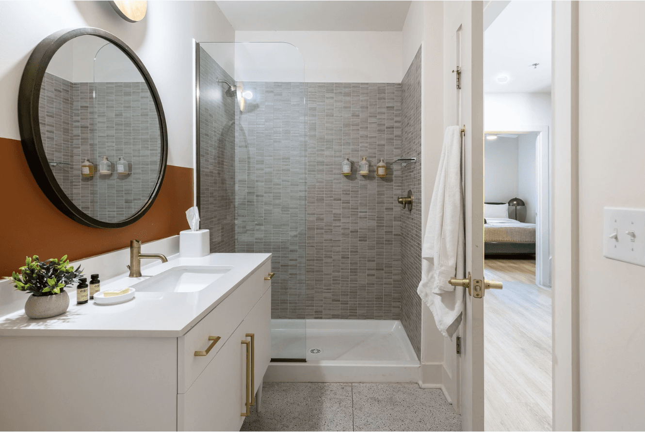 Broadway Residence - Image 16