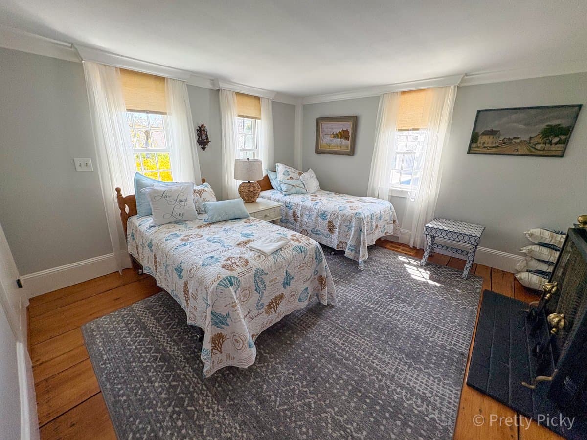 Brewster Barefoot Bliss - Image 47