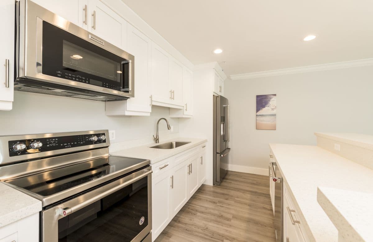 Upper Sunset North - Image 2