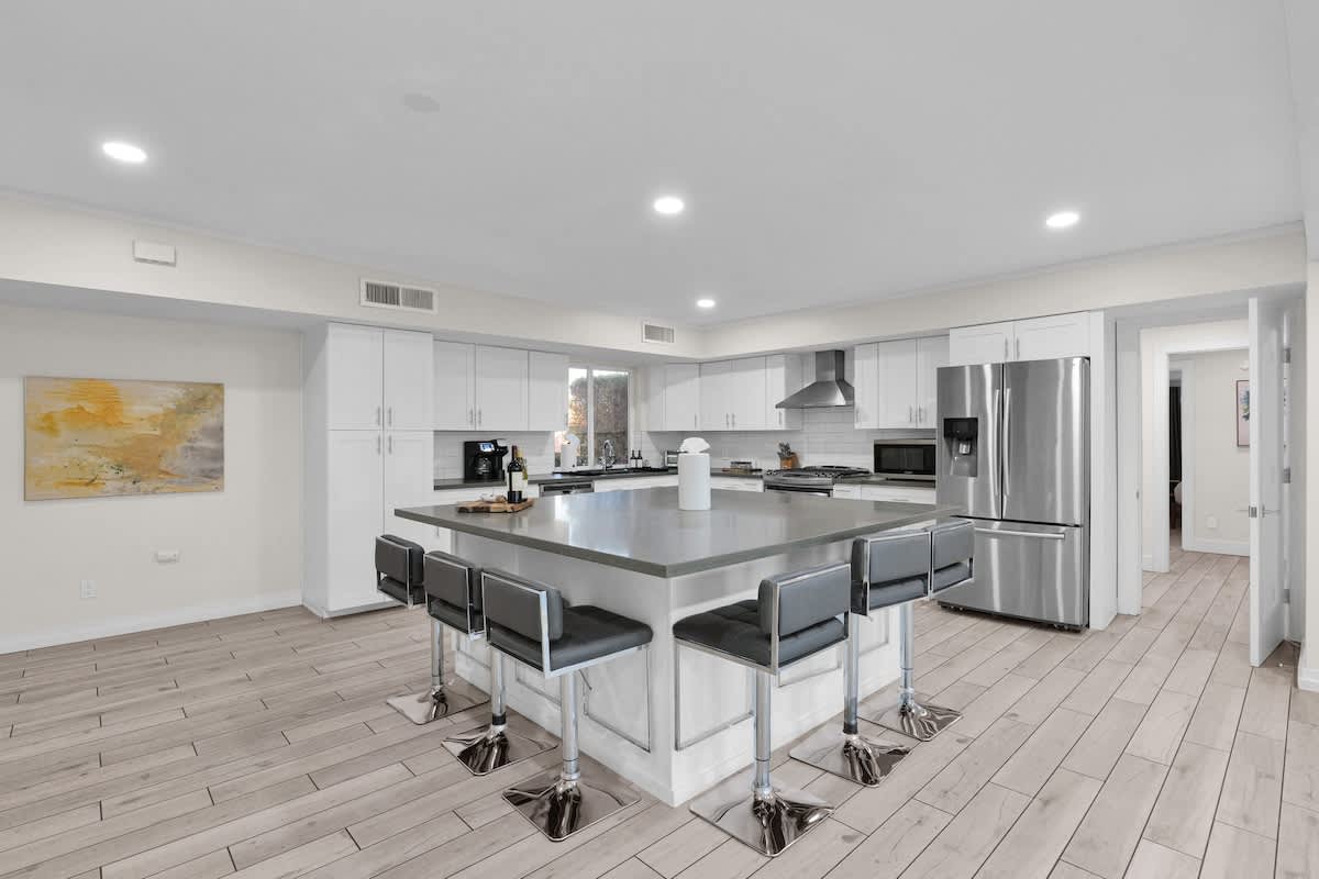 Sunkist Sanctuary - Image 5