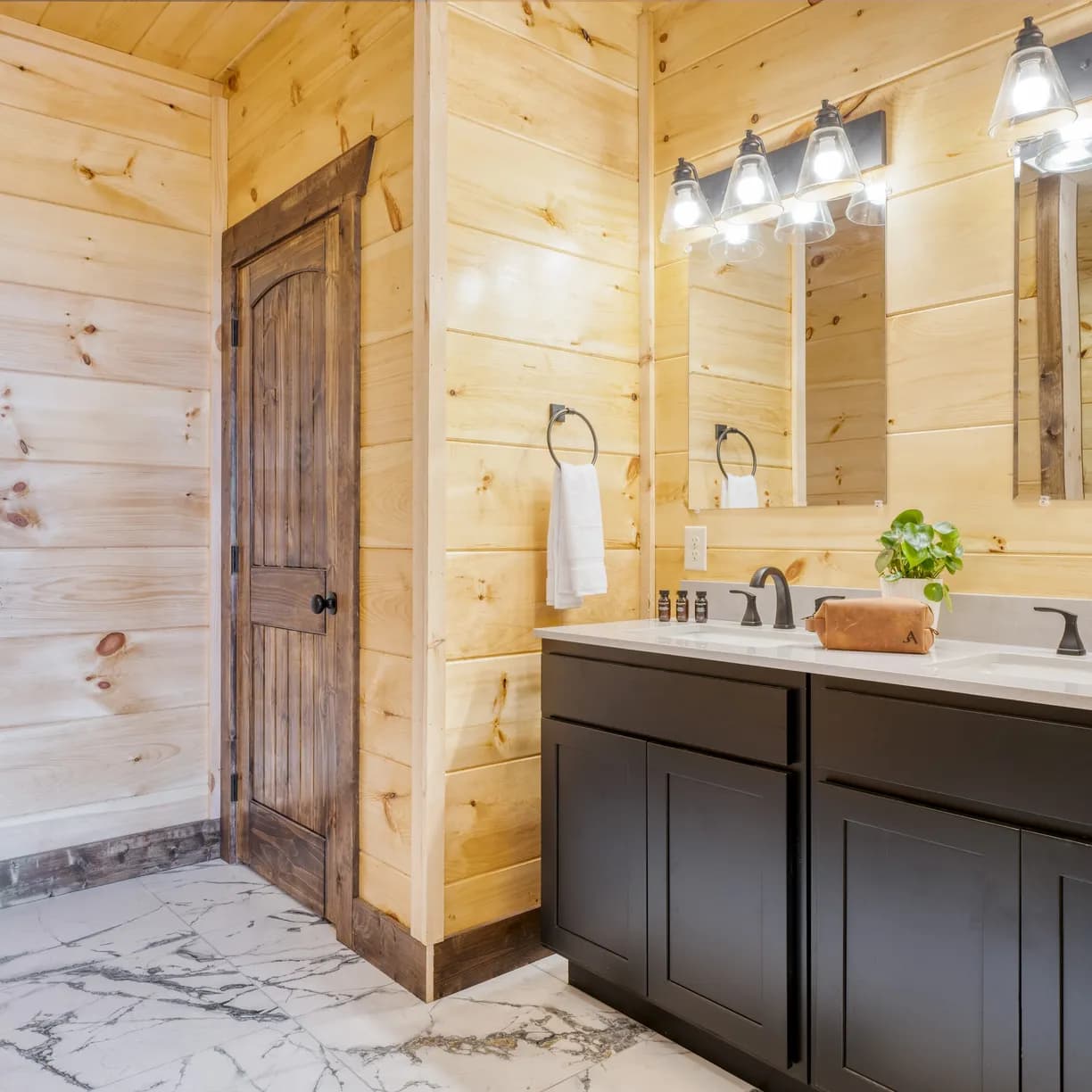 Duval Villa - Image 18