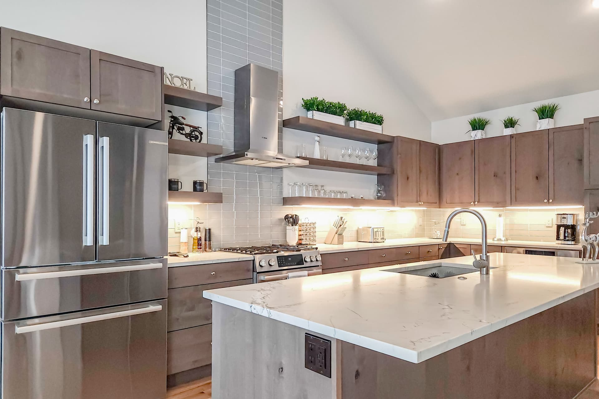 Slice of Silverthorne House - Image 6