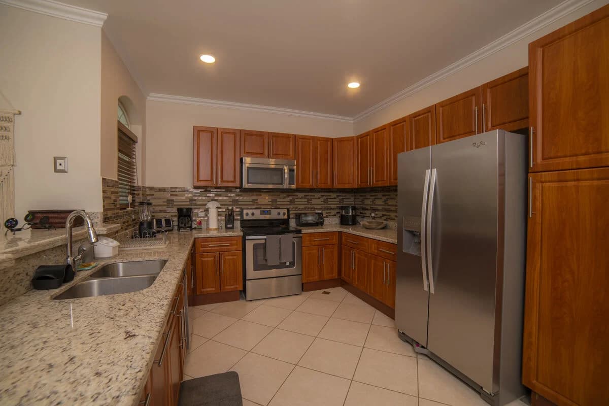 Colina Condo #8 - Image 9