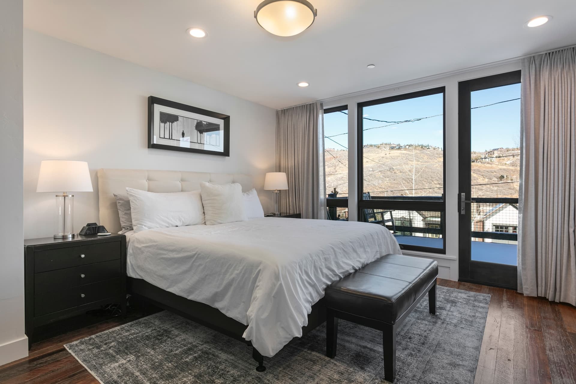 Empire Villa - Image 23