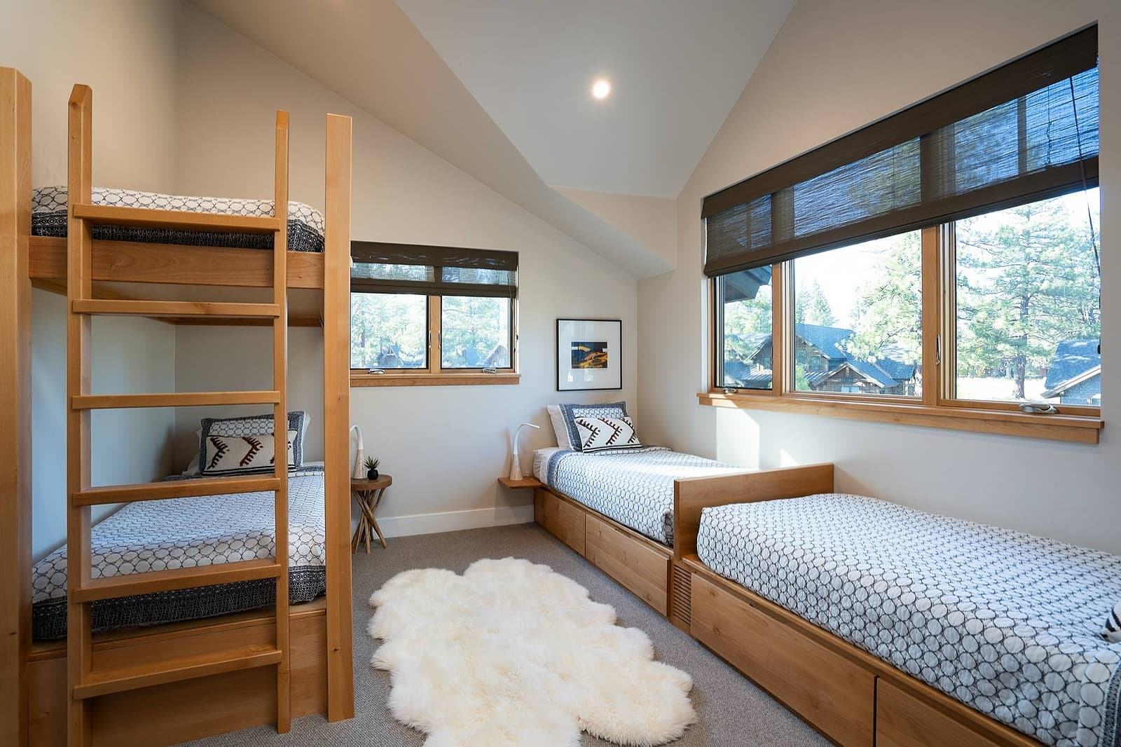 Old Greenwood Villa - Image 25