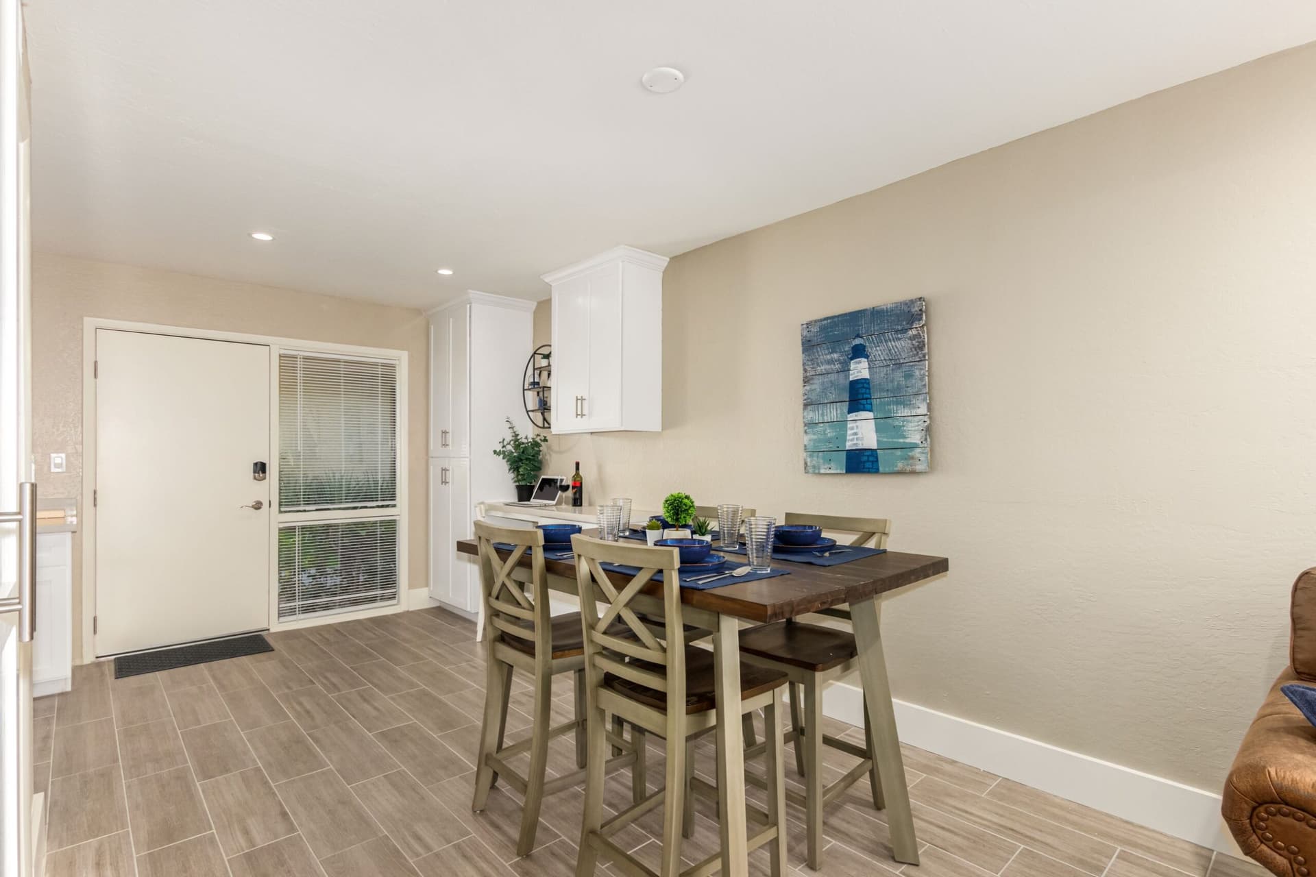 Nantucket Townhouse - Image 11