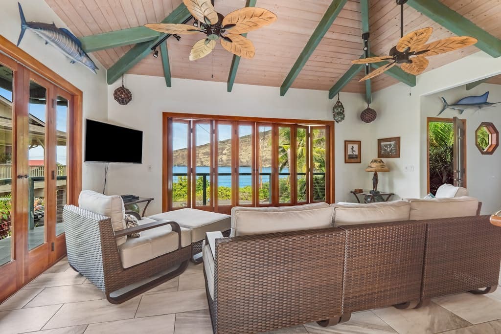 Manini Beachfront Getaway - Image 6