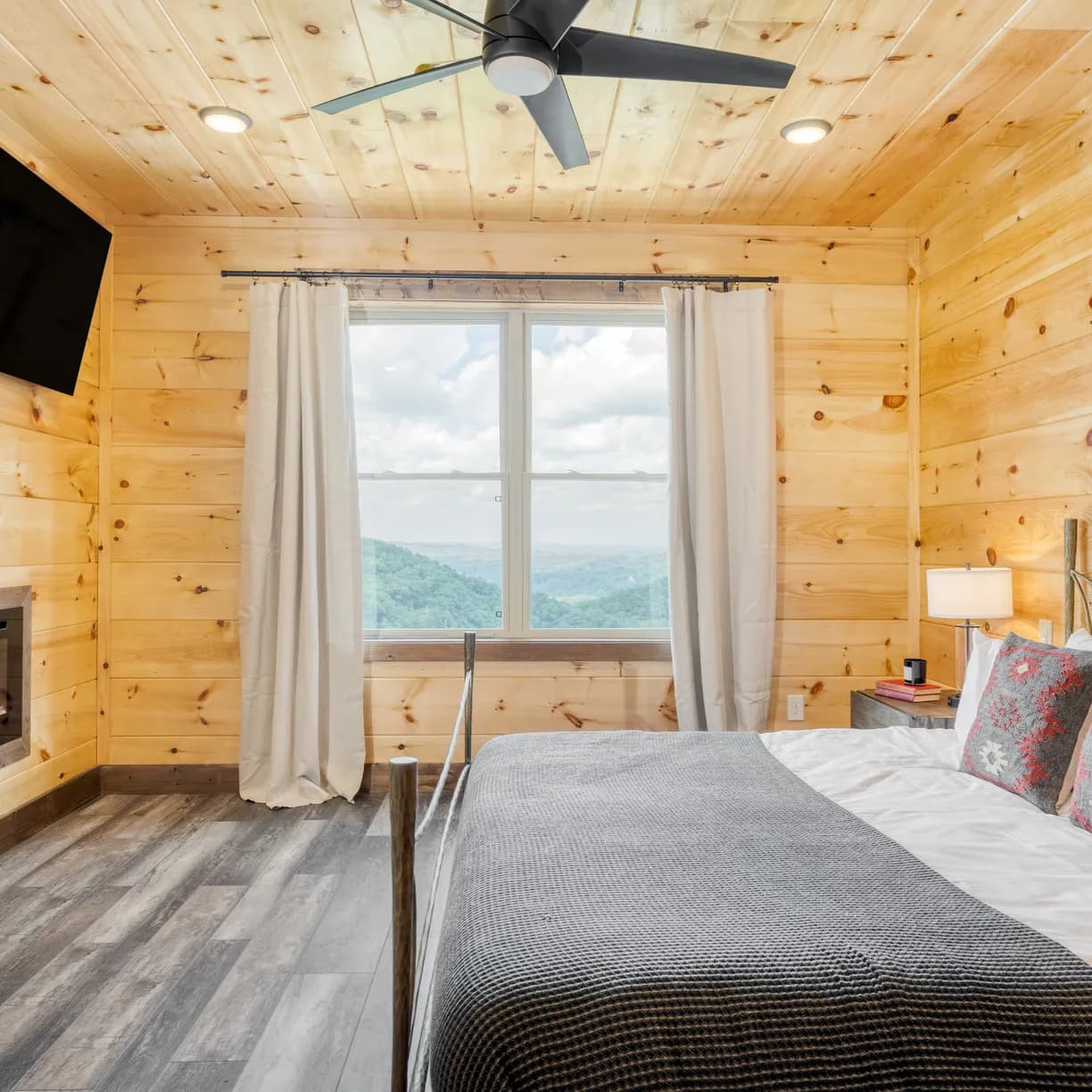 Duval Villa - Image 17