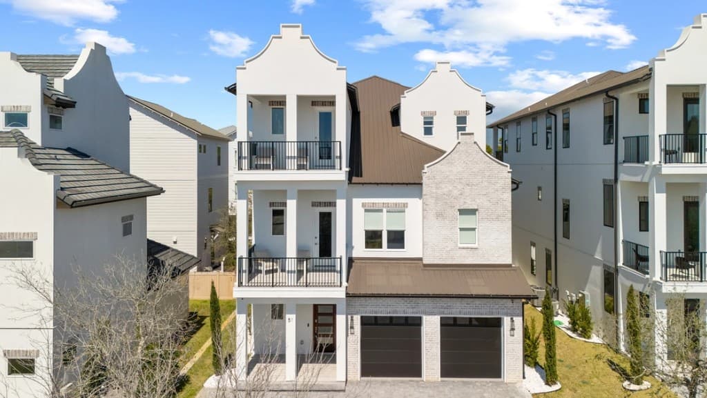 Salt & Solace - Image 46