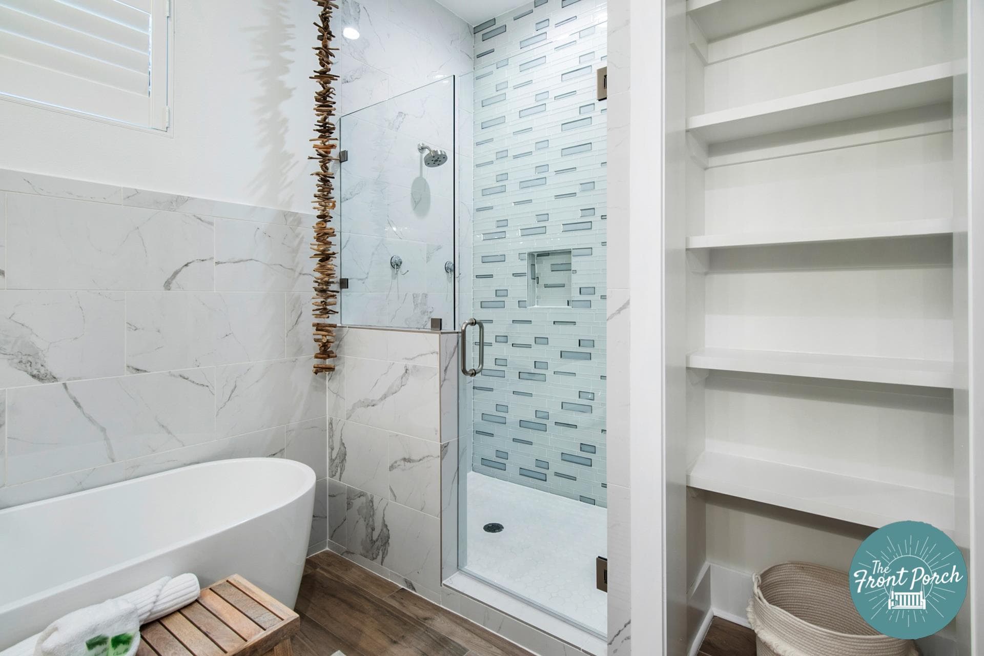 Front Porch Manor - Image 16