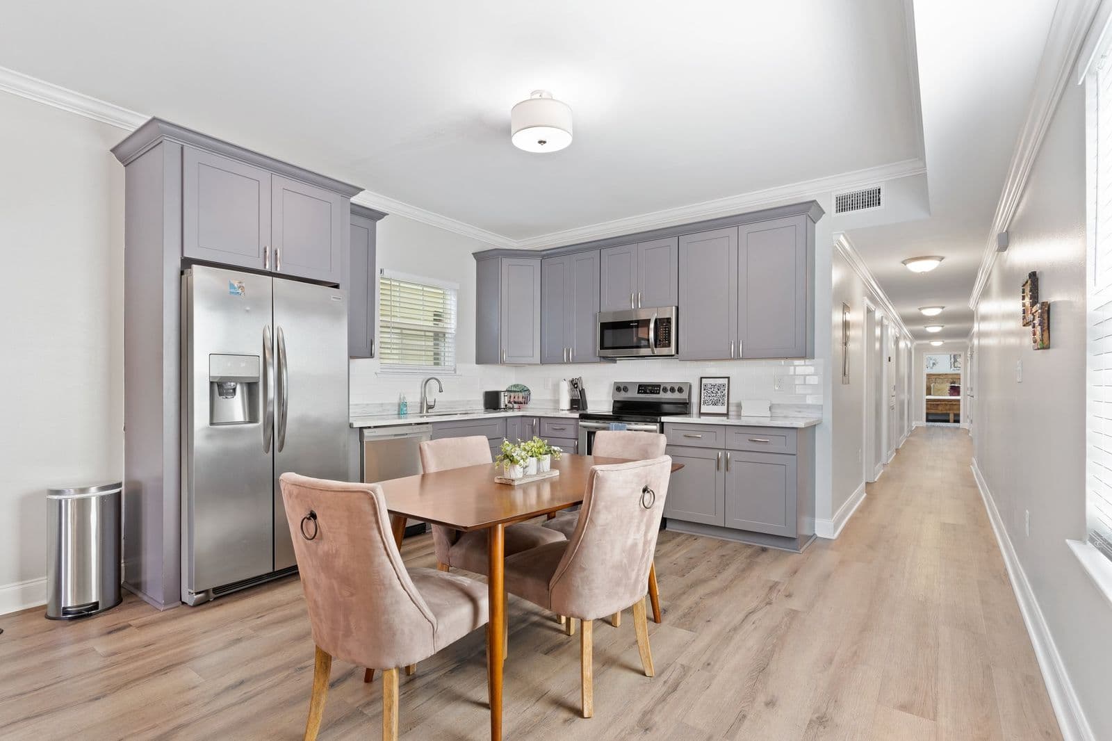 Exquisite Mid-City House - Image 5