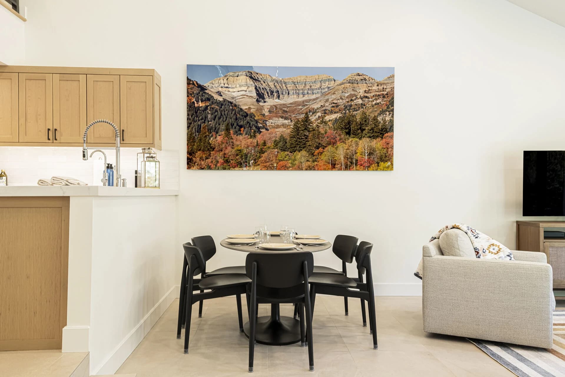 BeUTAHful Retreat - Image 9