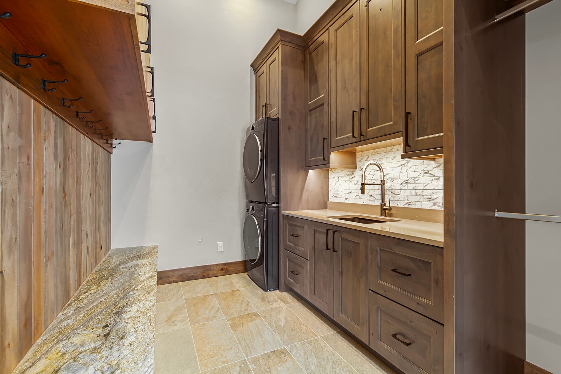 Timberline Lodge - Image 32