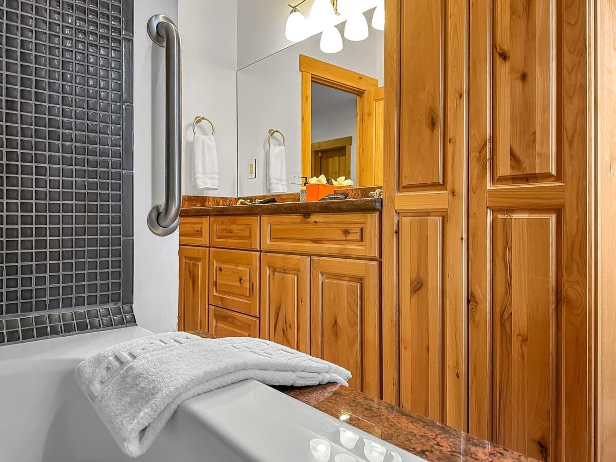  Steelhead Family Home - Image 33