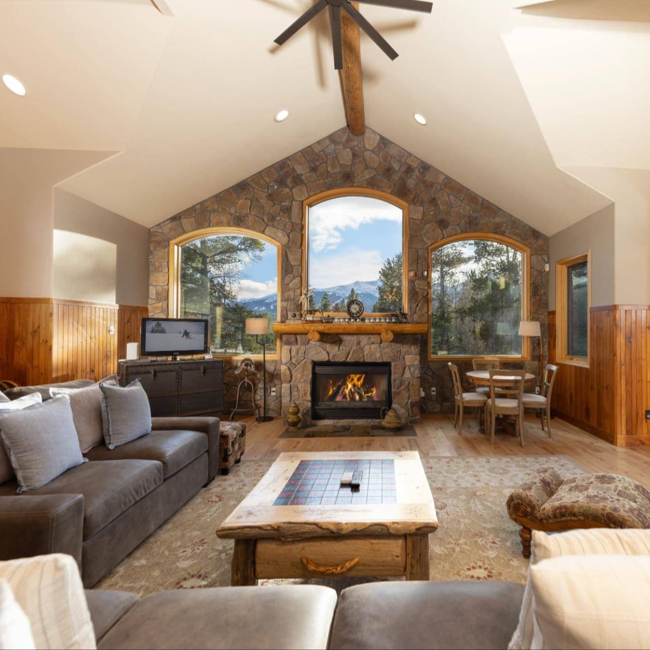 Moosehead Lodge - Image 5