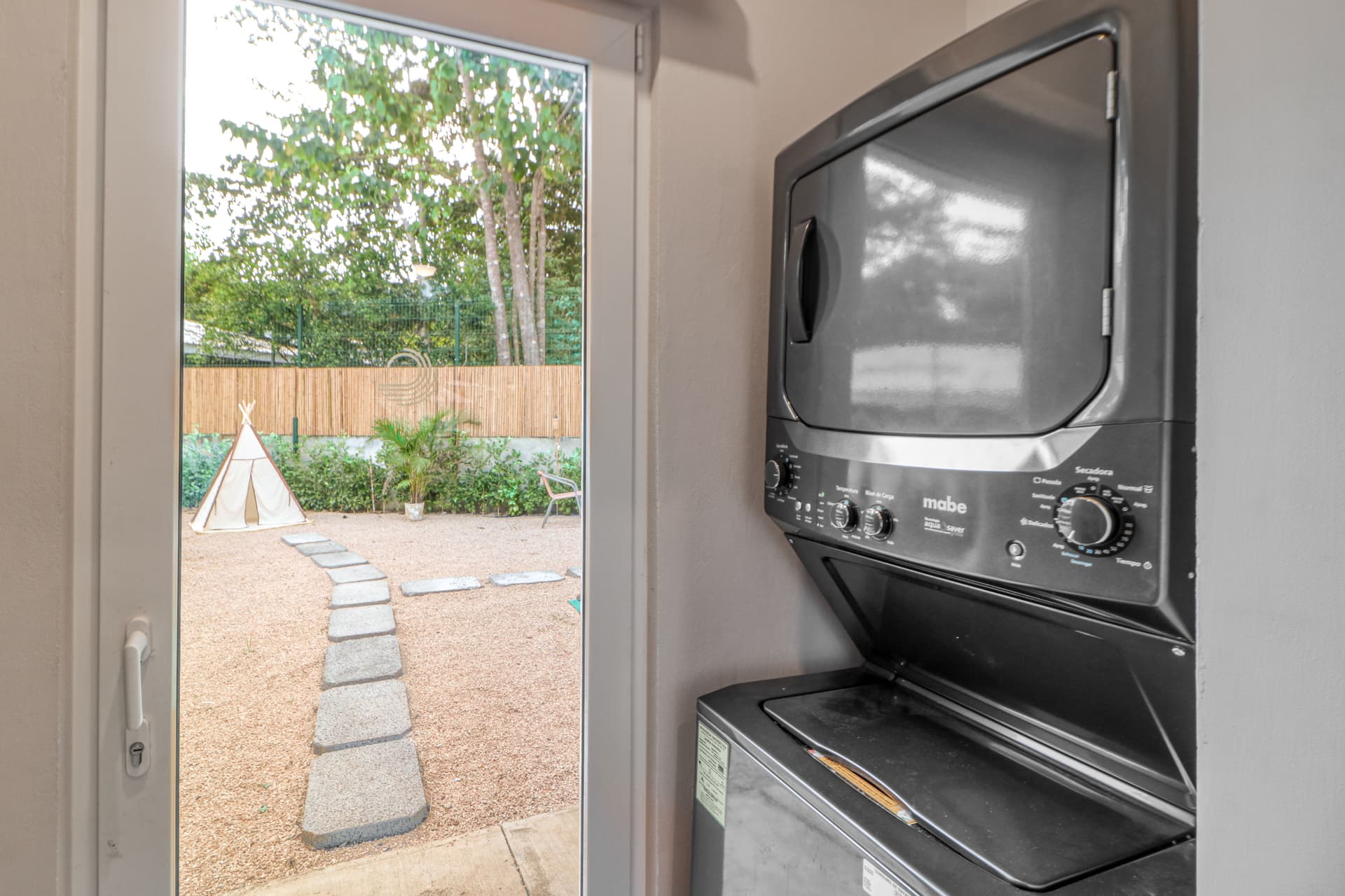 The Point Residence 5 - Image 11