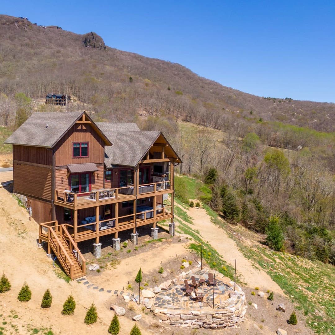 Bear Haven Hideaway - Image 1